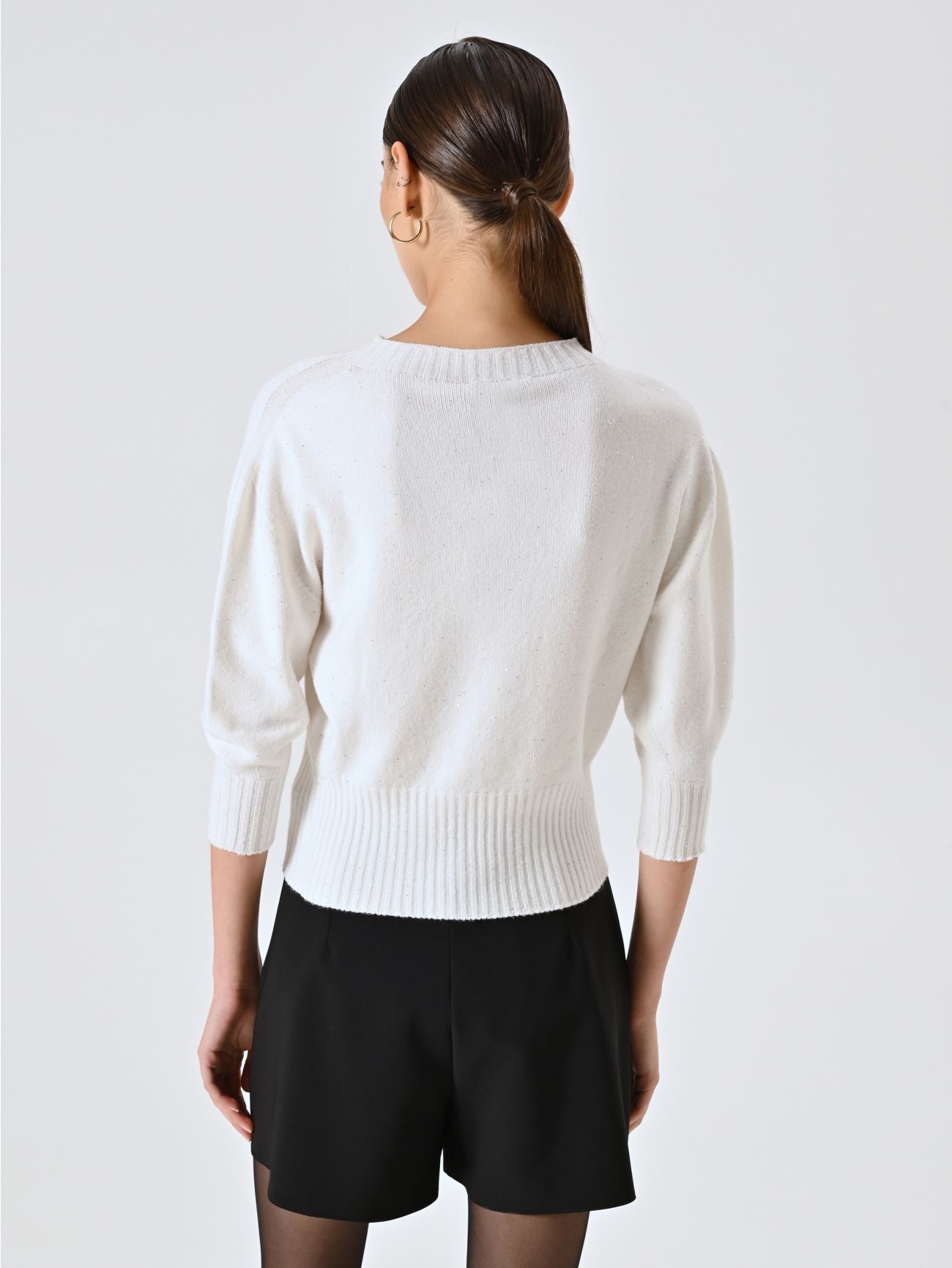 White Sweater with Micro Sequins det_3