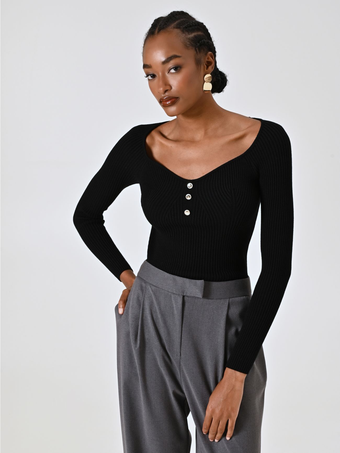 Black Ribbed Knit Sweater in_i7
