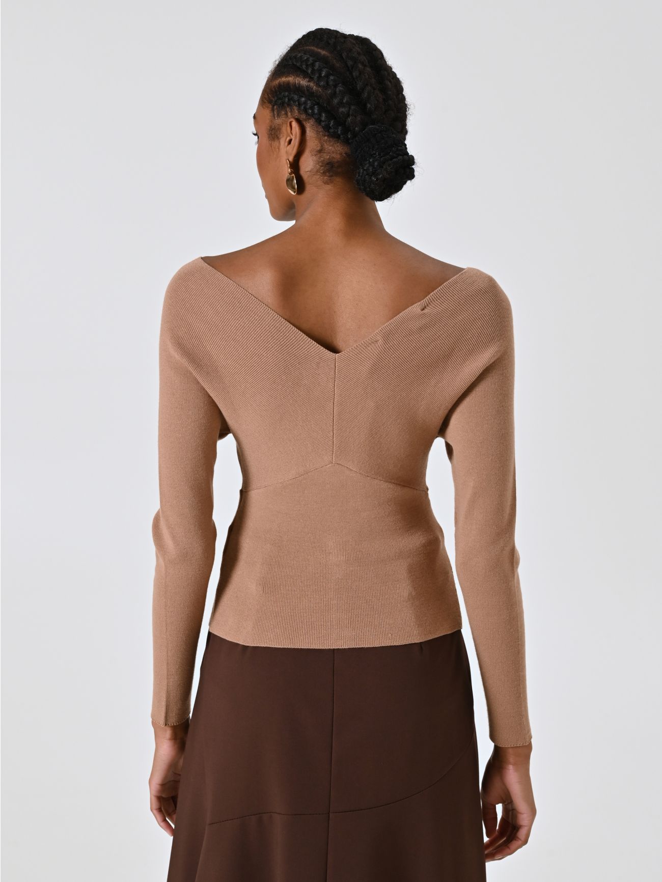 Camel V-neck Sweater det_3