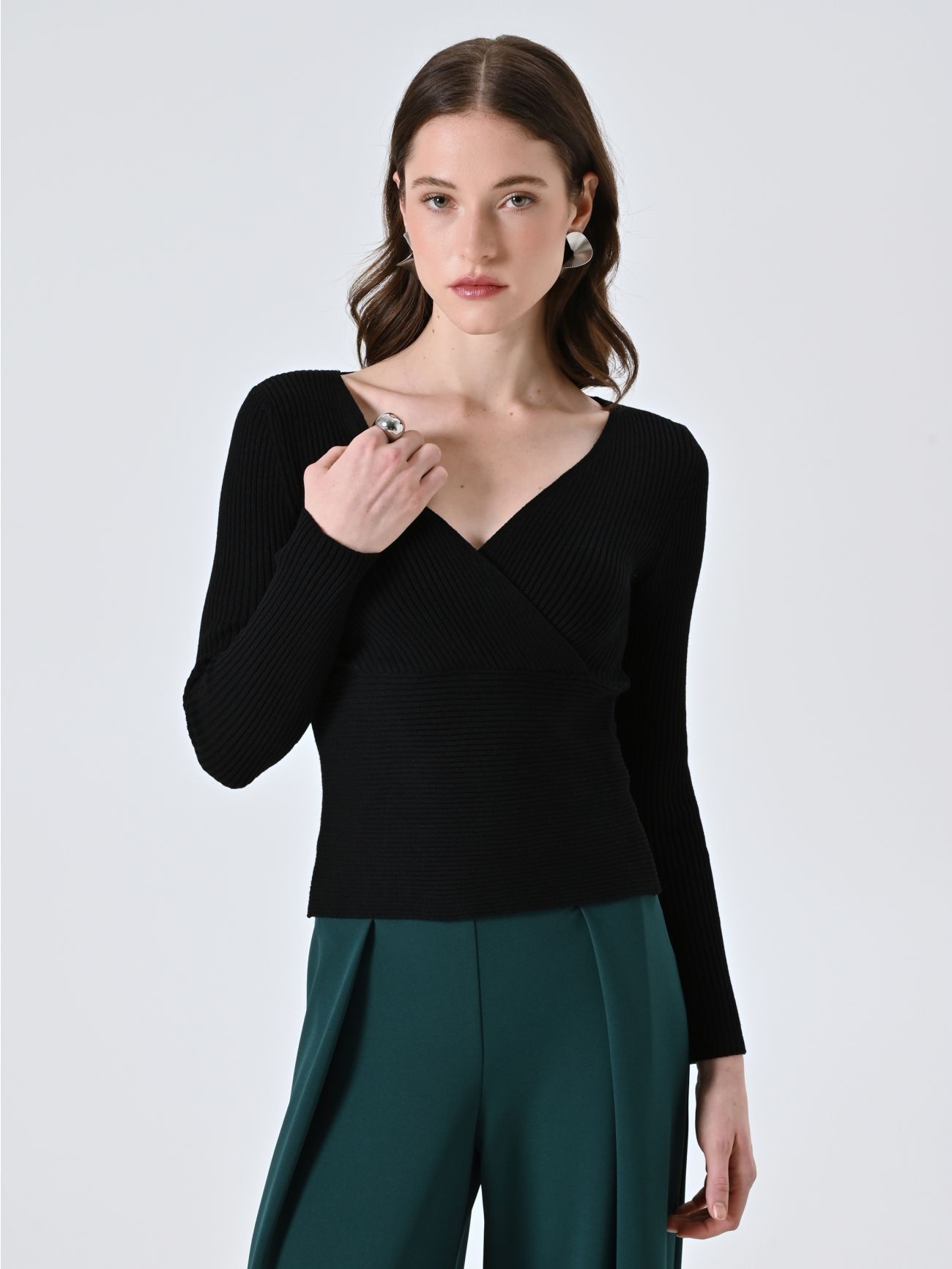 Pull boléro noir in_i7