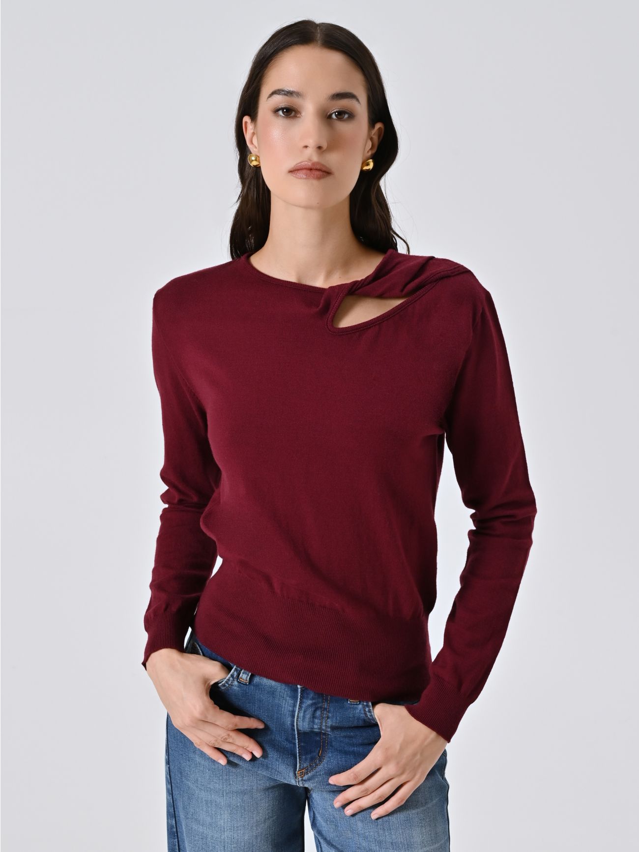 Maglia con Dettaglio Cut Out Bordeaux in_i7