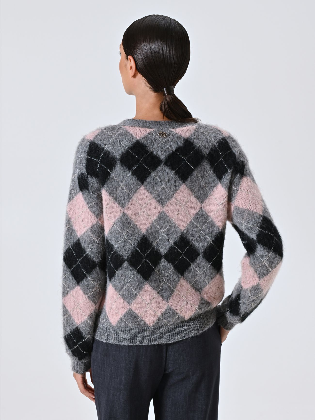 Cárdigan en jacquard suave con patrón de rombos det_3