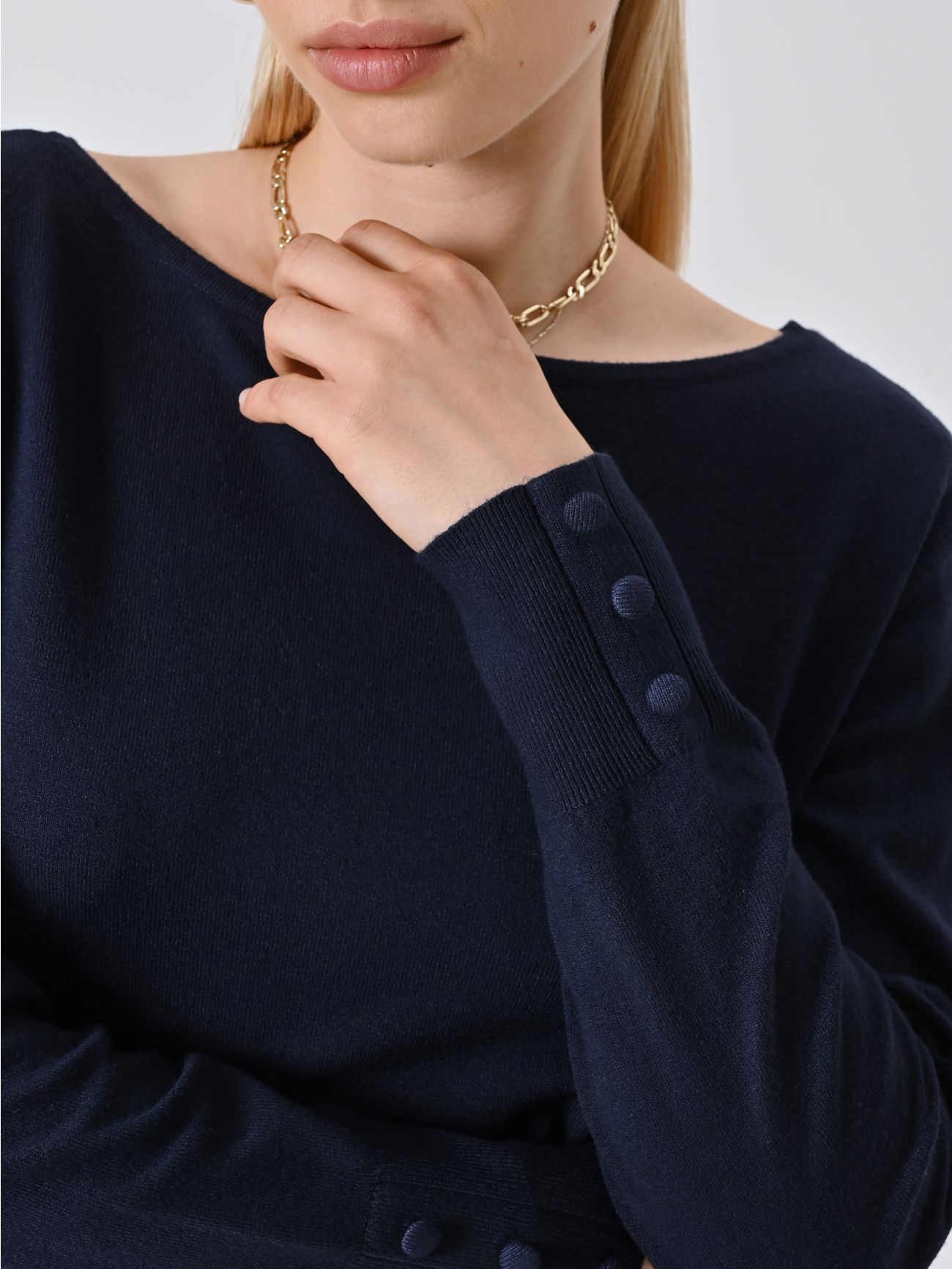 Maglia Blu con Scollo a Barchetta in_i5