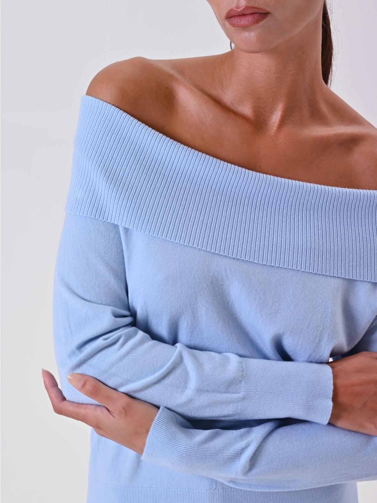 Maglia Azzurra con Collo Ribaltato in_i5