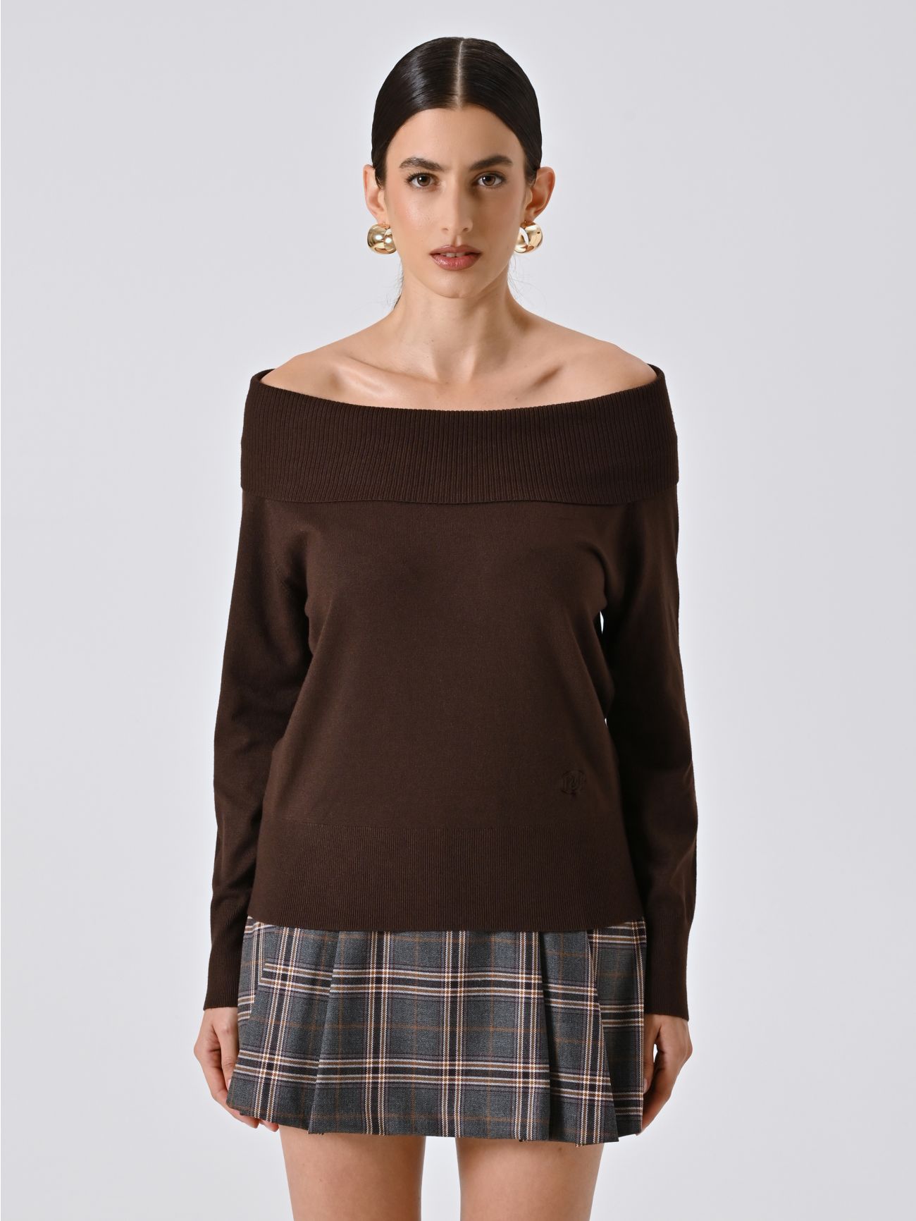 Maglia Marrone Cioccolato con Collo Ribaltato det_2