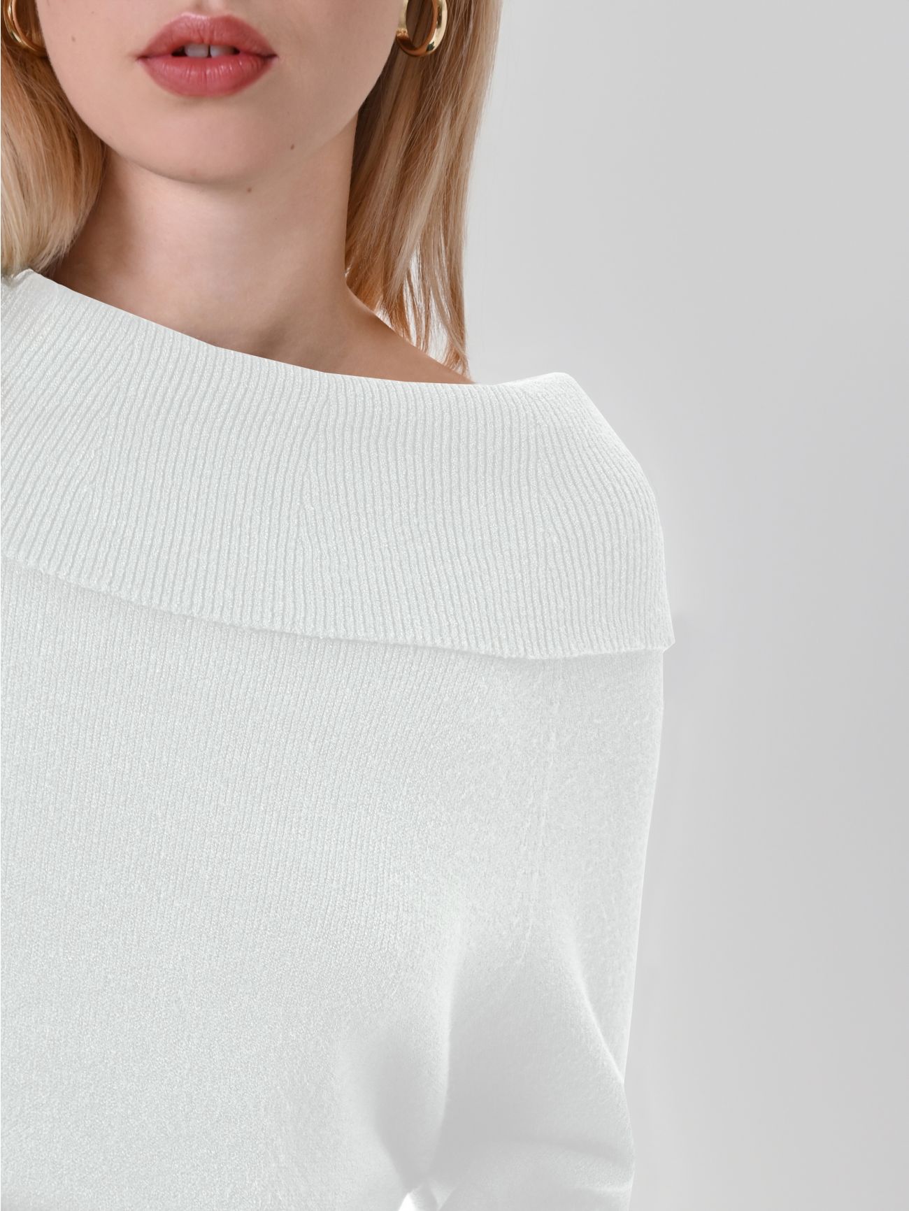 Robe pull cocon crème in_i5