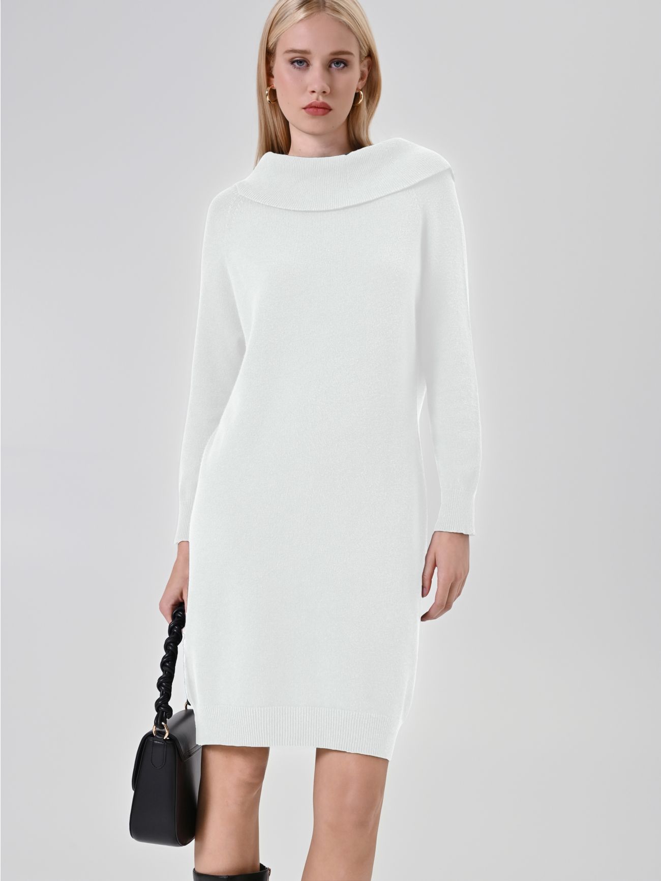 Cremeweißes Strickkleid in O-Linie  Rinascimento