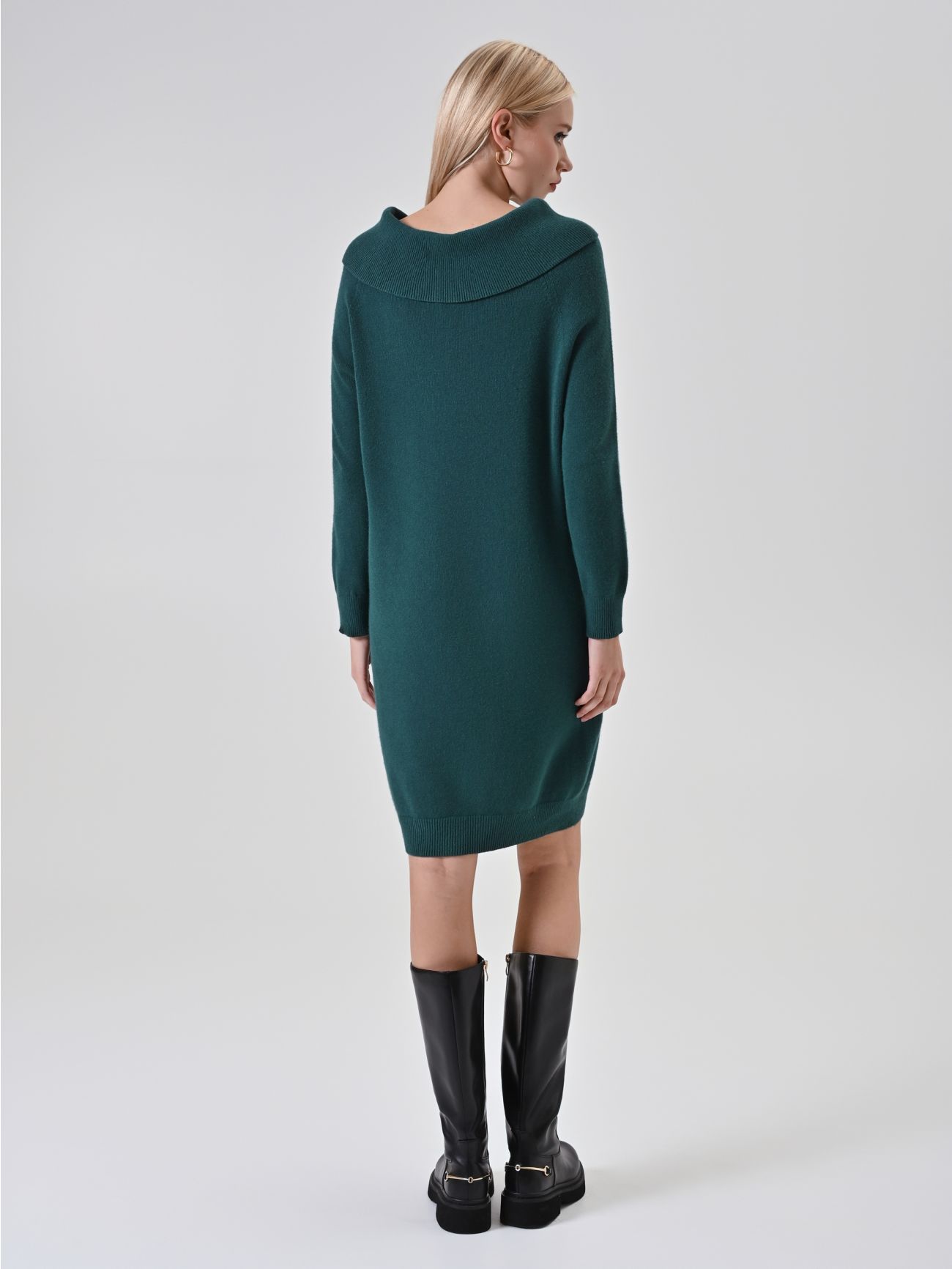 Robe boule en maille verte det_3