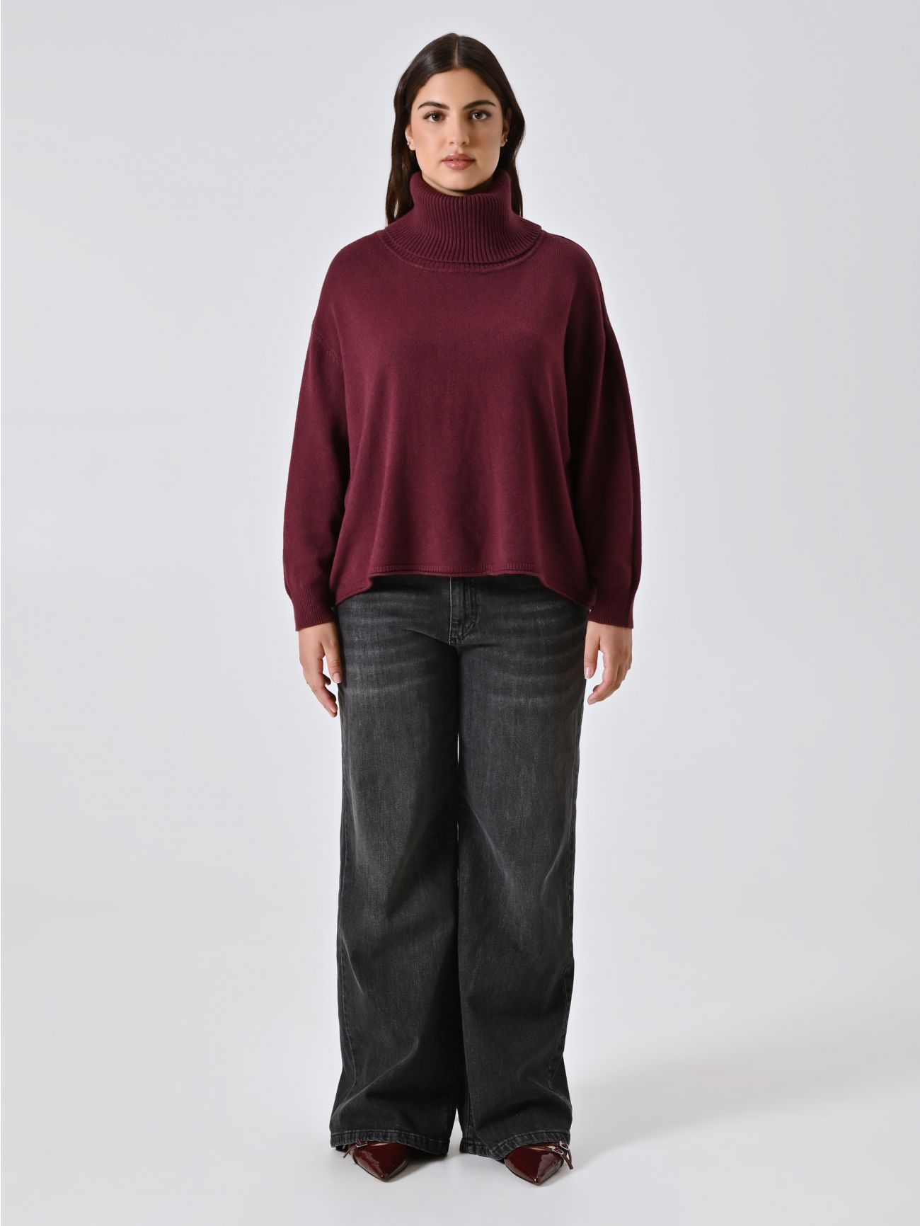 Curvy-Pullover in Bordeaux det_1