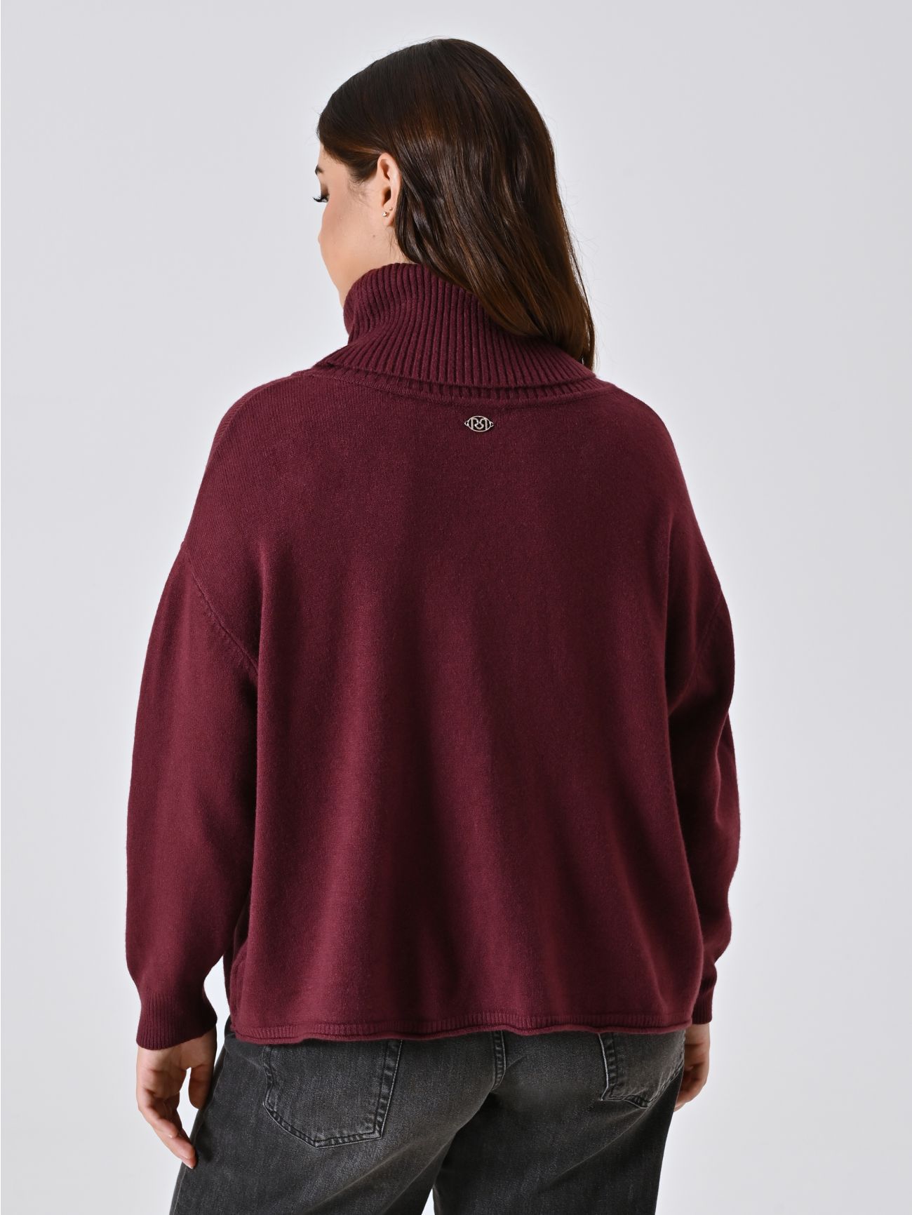 Curvy-Pullover in Bordeaux det_3