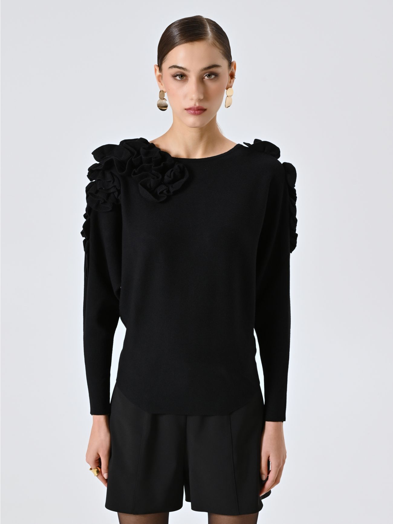 Black Sweater with Embossed Flowers det_2