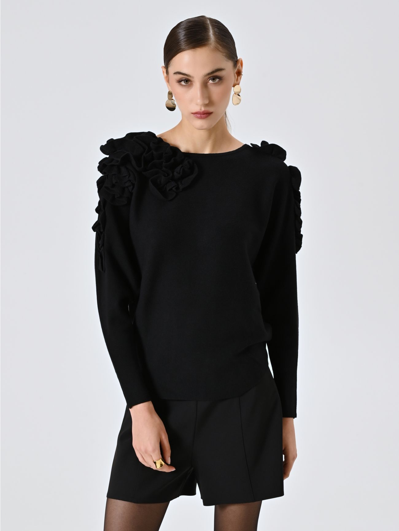 Black Sweater with Embossed Flowers in_i7