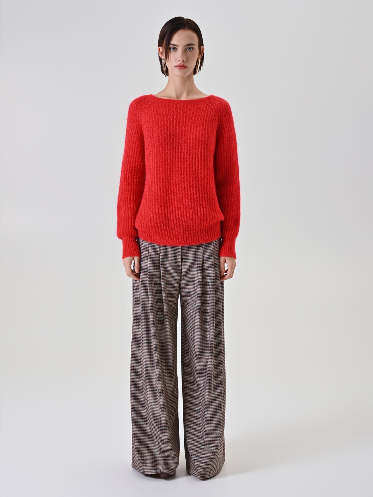 Red Mohair Blend Crewneck Sweater 1 Rinascimento Red Mohair Blend Crewneck Sweater det_1