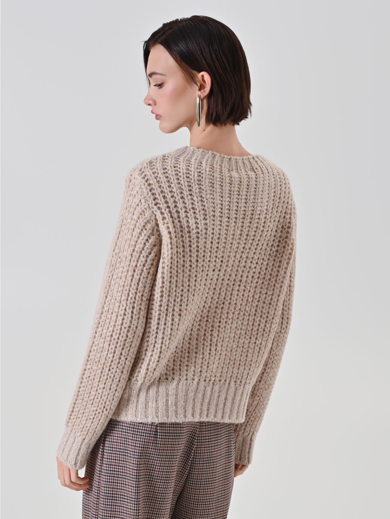 Pull crème à torsades 3 Rinascimento Pull crème à torsades det_3