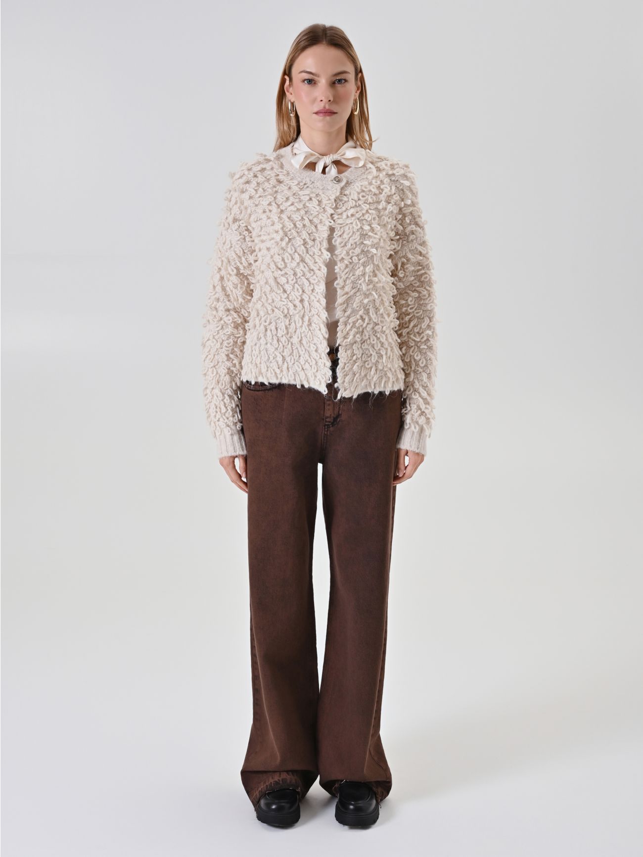 Cardigan écru en maille bouclée det_1