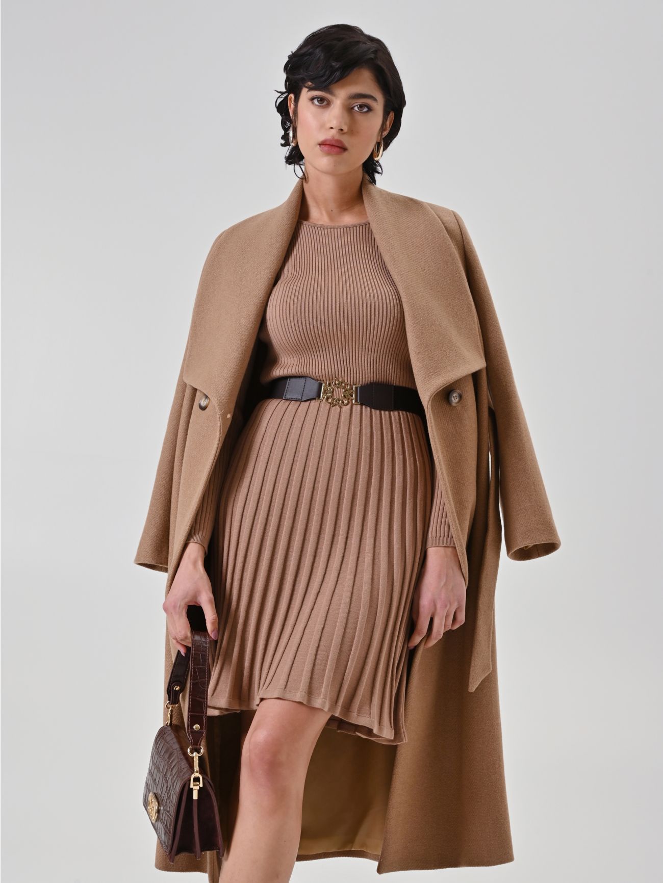 Abito in maglia cammello   Rinascimento