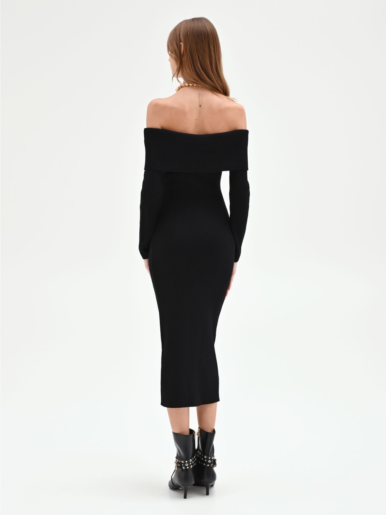 Black Midi Dress with Side Buttons det_3
