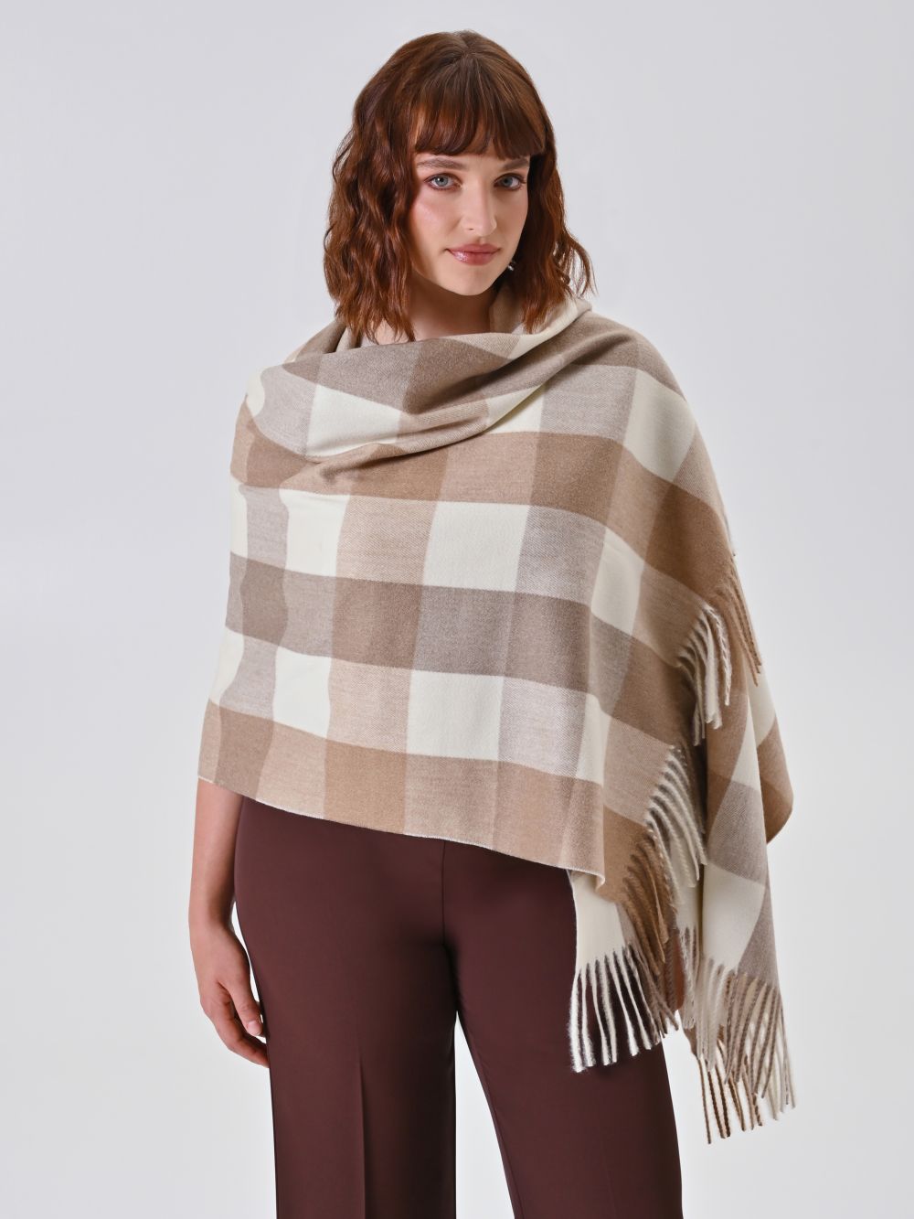 Écharpe à carreaux beige et crème