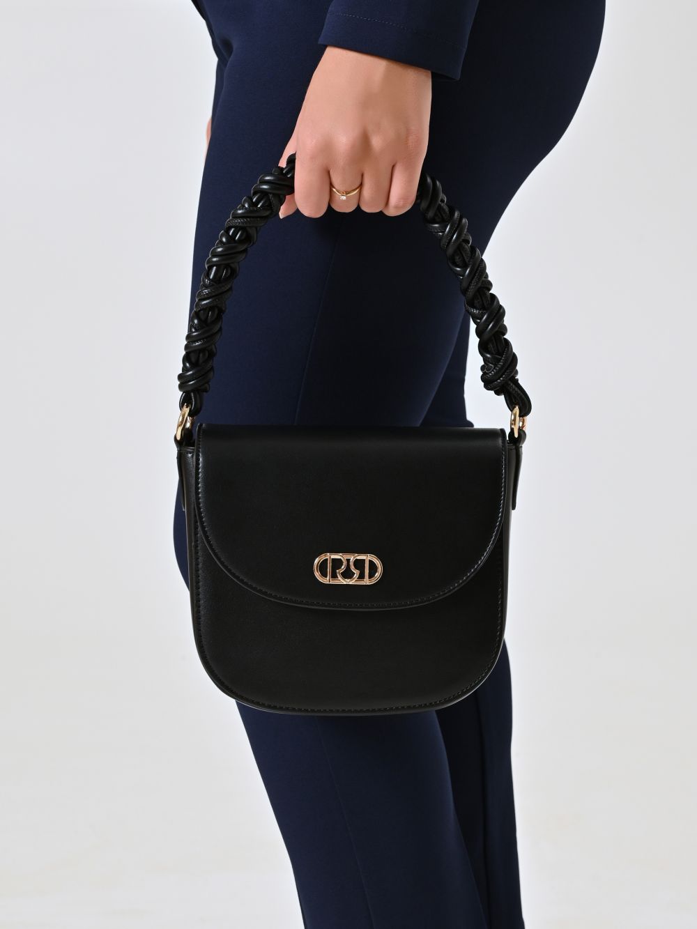 Borsa Nera con Manico Arricciato