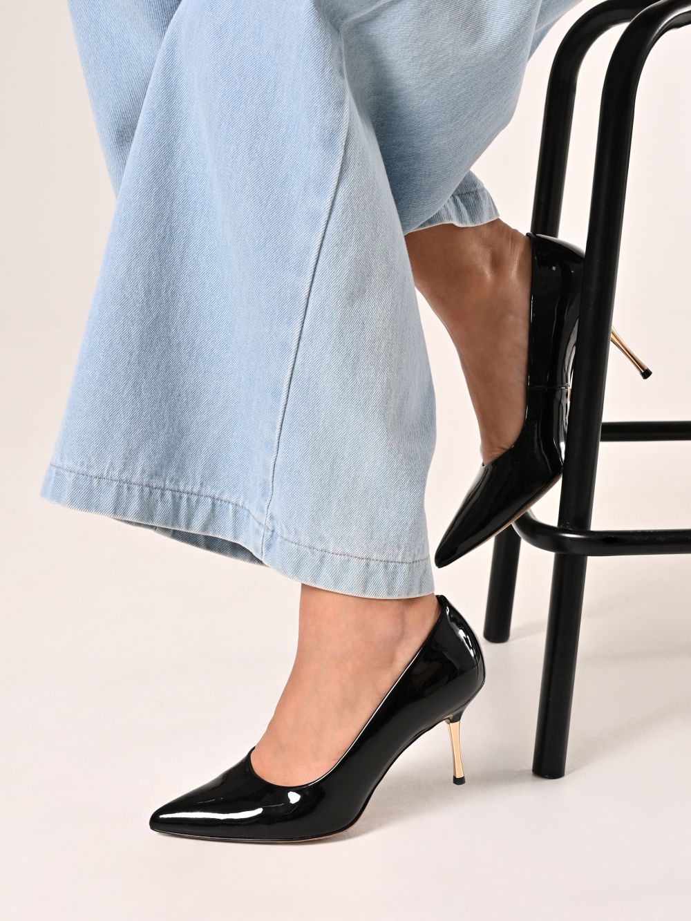 Pumps with Gold Heel