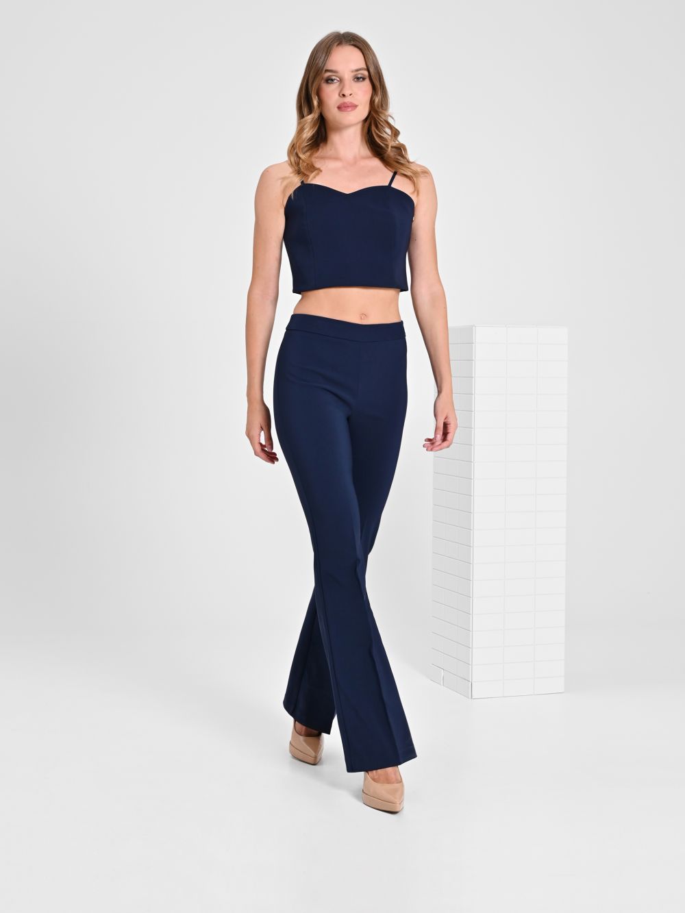 Pantaloni Mid Flared in Tessuto Tecnico 