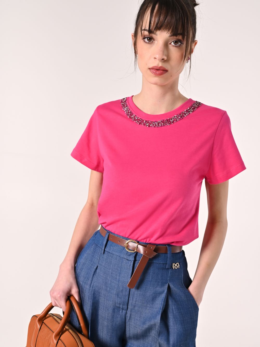 T-Shirt in Cotone Fuxia con Pietre