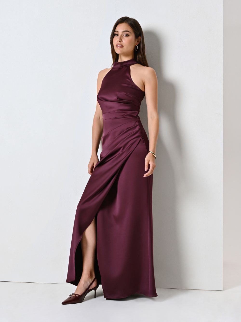 Abito Lungo Bordeaux con Scollo all'Americana