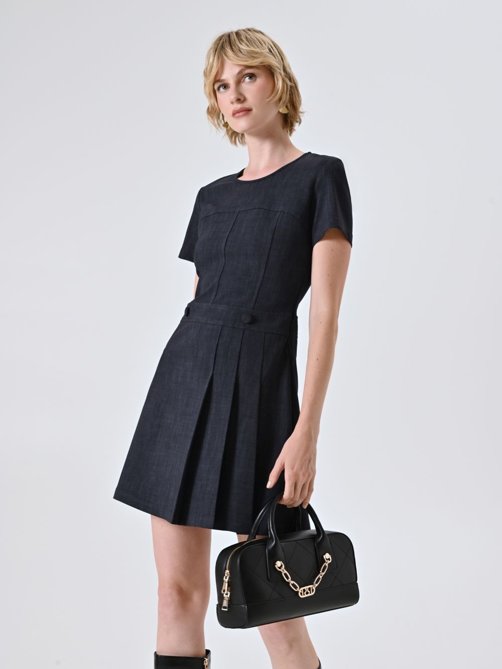 Sukienka z tkaniny slub punto Milano z efektem denimu