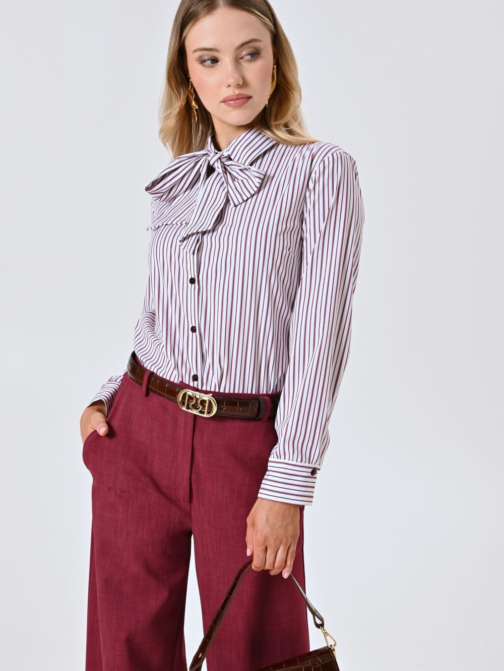 Camicia  a Righe Bordeaux con Fiocco