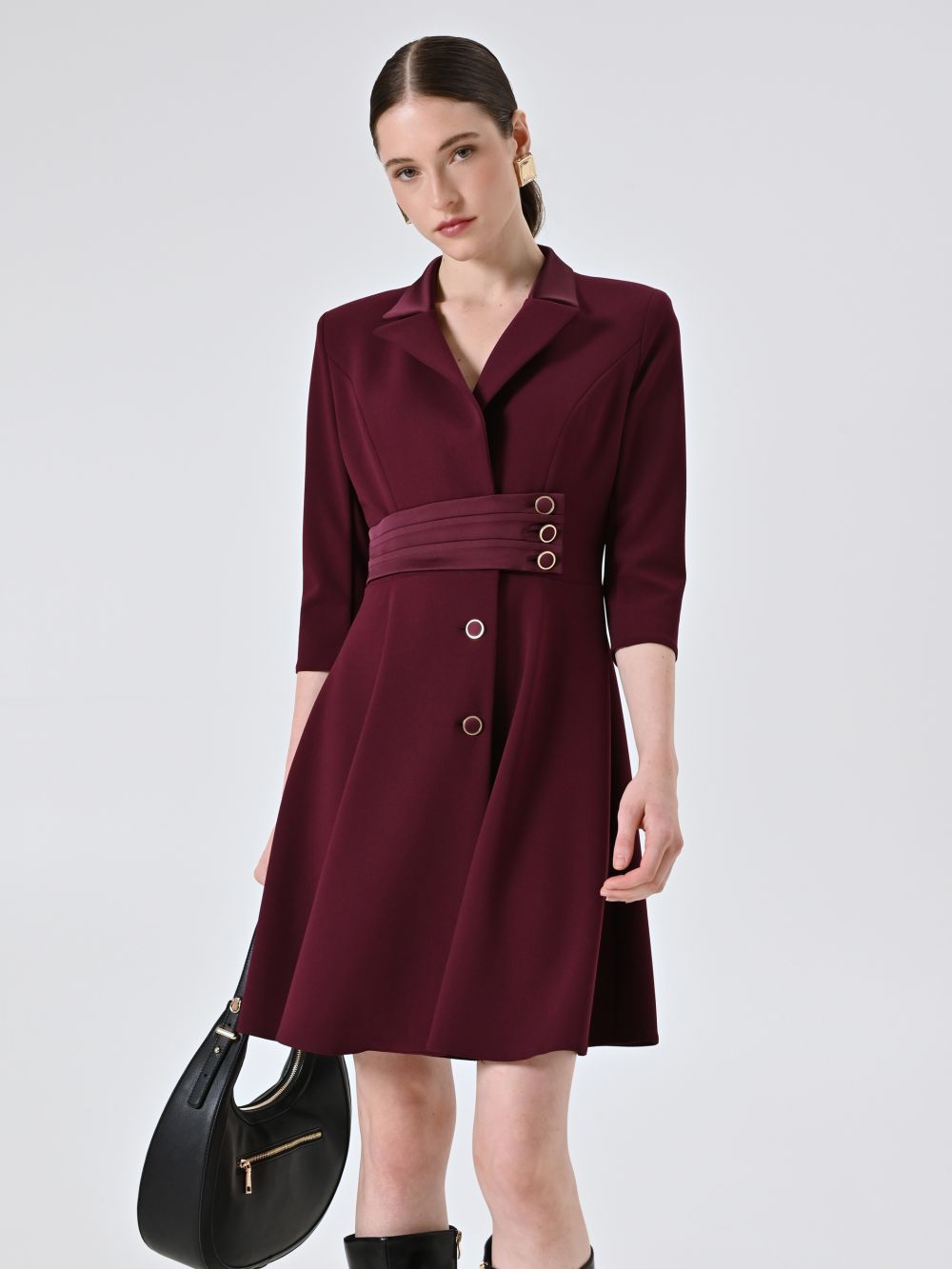 Abito Giacca Bordeaux con Inserto in Raso 
