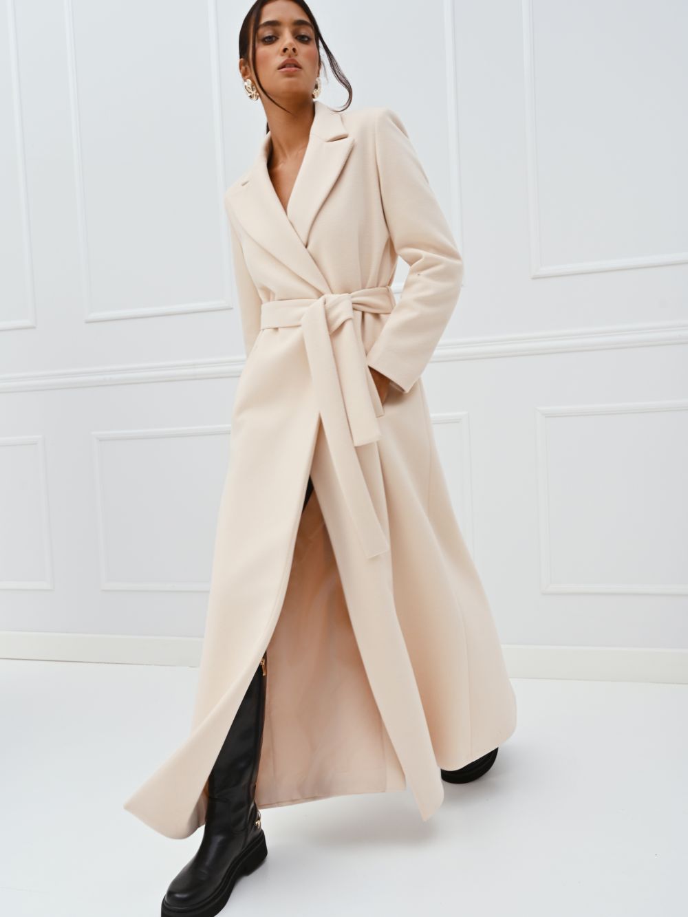 Cappotto Lungo Vestaglia Beige Chiaro