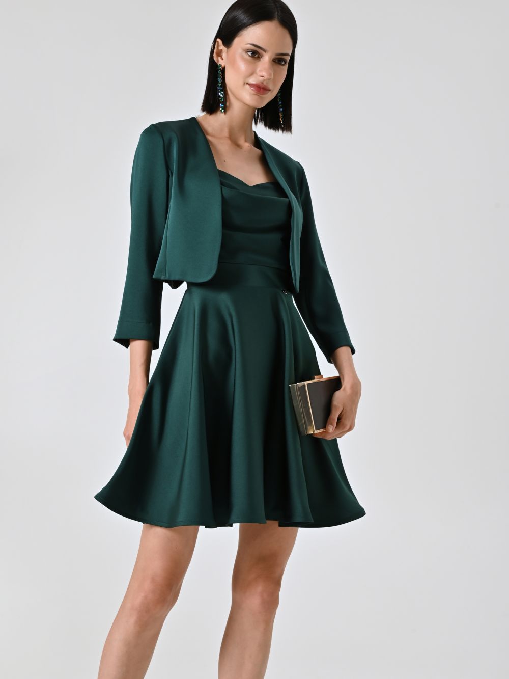 Abito a Ruota Verde con Scollo Drappeggiato