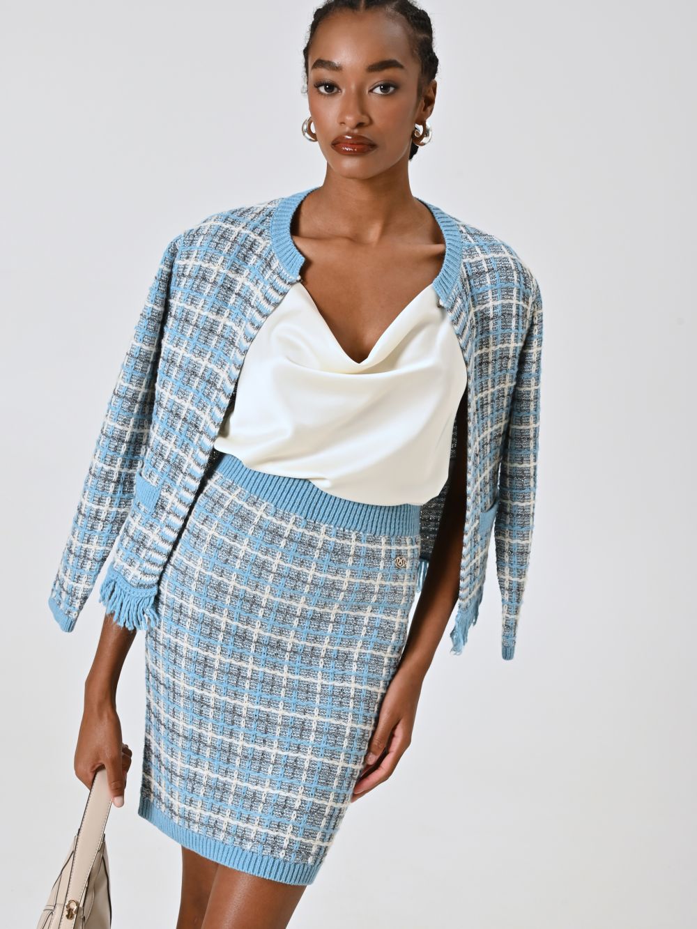 Top Bianco con Scollo Drappeggiato