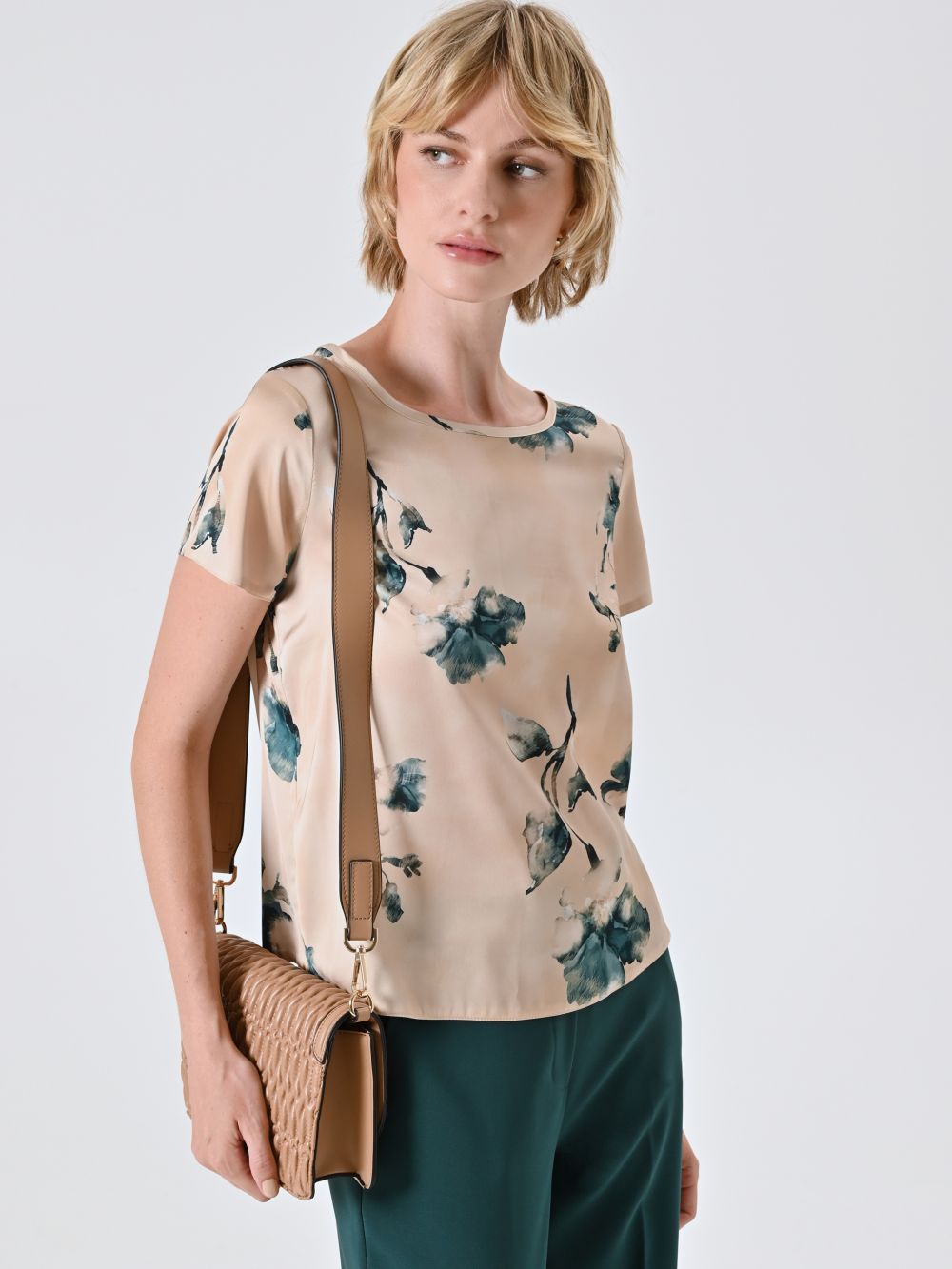 Blusa stampa Floreale Verde su Base Beige
