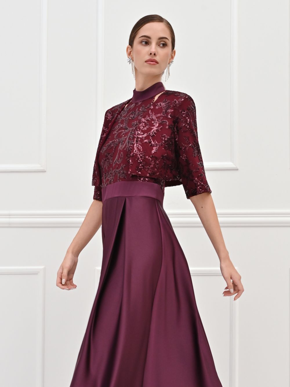 Coprispalle in paillettes bordeaux