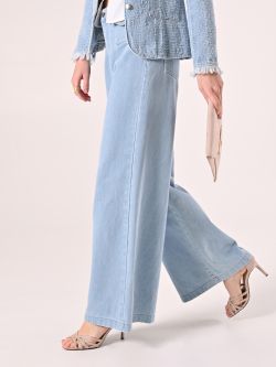 Suede-Effect Sandals in Pink in_i7