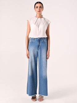 Weiße Bluse mit Perlen und Steinen det_1