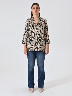 Curvy Black & White Floral Blouse det_1