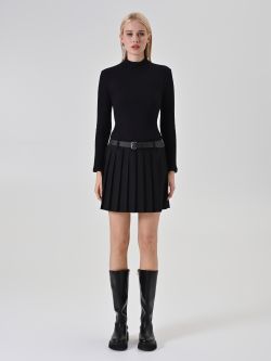 Black Dress with Pleated Skirt det_1