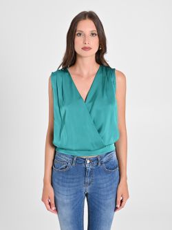 Überkreuztes Top aus Satin in Jadegrün det_2