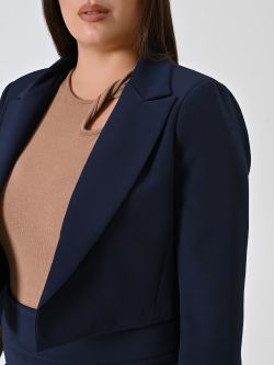 Kurze Curvy-Jacke in Blau in_i5