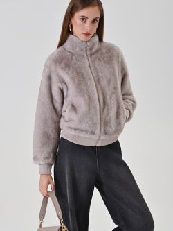 Hellgraue Bomberjacke aus Webpelz sp_e1