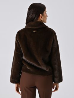 Giacca Corta effetto Pelliccia Marrone  det_3