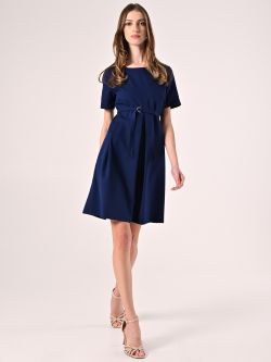 Kleid in Blau mit kurzen Ärmeln in_i7