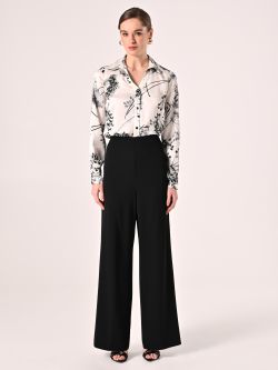 Bluse mit Blumenmuster in Schwarz & Weiß det_1