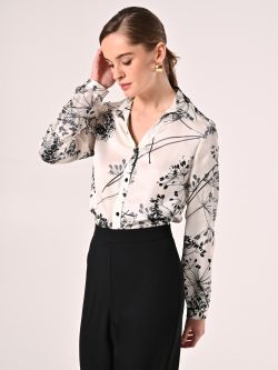 Bluse mit Blumenmuster in Schwarz & Weiß in_i7