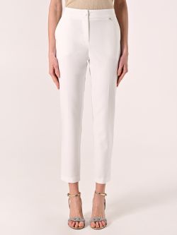 Pantalón blanco con botón recubierto det_2