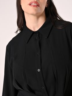 Curvy Black Blouse in_i5