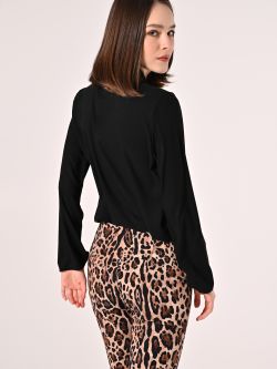 Blusa blanca con lazo y pinzas det_3