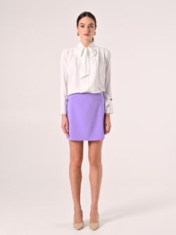 Bluse mit Schleife und Abnähern in Weiß det_1